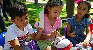 Çocuklar Hayal Güçlerini Maskelere Yansıttı