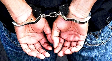 Kahramanmaraş’ta yol uygulamasında üzerinde uyuşturucuyla yakalandı