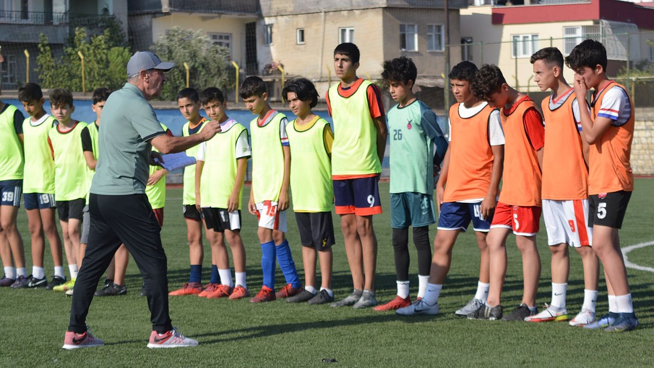 TFF yetenek avına çıktı