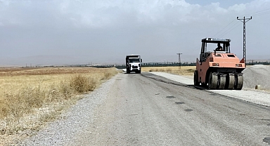 Afşin’de Grup ve Mahalle Yolları Baştan Uca Yenilendi