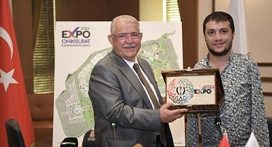 Beytullah sözünü tuttu, madalyalarıyla Başkan Mahçiçek’i ziyaret etti