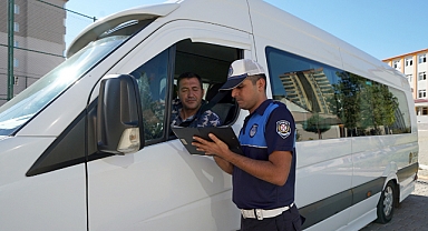 Büyükşehir Zabıtası’ndan Öğrenci Servislerine Sıkı Denetim