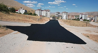 Elbistan’daki asfalt çalışmaları yüzde 85 oranına ulaştı