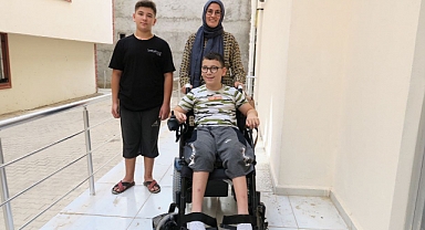 En ‘Özel’ Hediyeyi Mutlulukla Karşıladılar