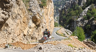 Fırnız’ın Sarp Yollarında Ulaşım Kolaylaşıyor