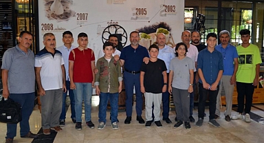 Öğrencilerden Sami Dedelerine Geçmiş Olsun Ziyareti!