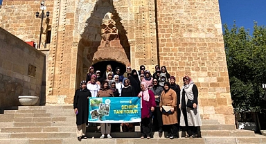 Şehrin Güzelliklerini Keşfediyorlar!