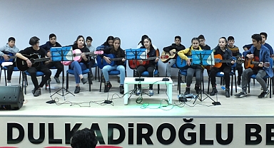 Yaz Tatilinde Gençlerin Gözdesi Dulkadiroğlu Gençlik Merkezi Oldu