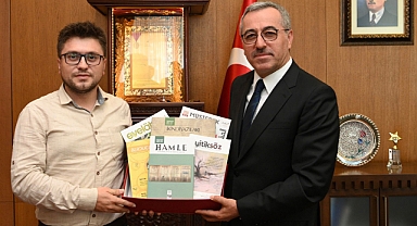 Başkan Güngör’den Ünlü İsimlere Kültür Yayınları Hediyesi