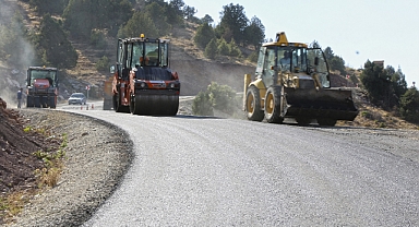 Büyükşehir Kılağlı Grup Yolu’nu Yeniliyor