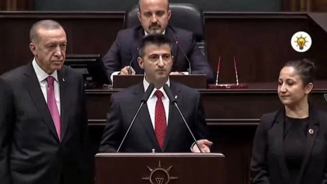 Çelebi: FETÖ zombilerine karşı yanınızdayım