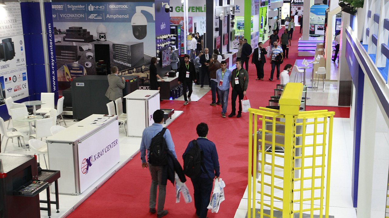 IMEX bilişim, Teknoloji ve ICT Zirvesi Devleri Bir Araya Getiriyor