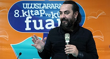 Prof. Dr. Batı: Kitabın Olduğu Her Yer Muhteşemdir
