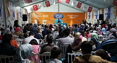 Yazar Tongar Kitap Fuarı’nda Okurlarla Buluştu