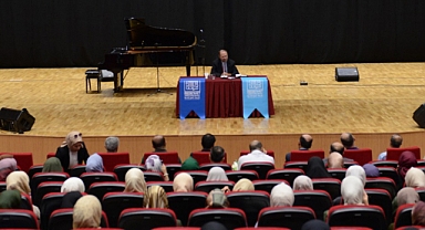  Yazar Yusuf Kaplan, KSÜ’de Öğrencilerle Bir Araya Geldi