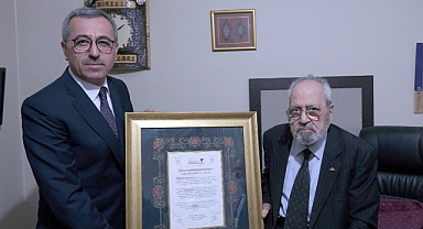 Başkan Güngör’den Sezai Karakoç İçin Taziye Mesajı