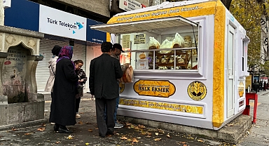 Büyükşehir’den Kadına Şiddet Mesajı: Ekmeğimiz Aşımız, Kadınlar Baş Tacımız