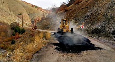 Büyükşehir Nurhak ve Ekinözü’nde Çalışmalarını Sürdürüyor