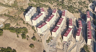 Büyükşehir Yıldızevler Konutları’nda Ulaşım Yatırımlarını Sürdürüyor