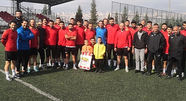 İstiklalspor’lu Oyunculardan Örnek Davranış