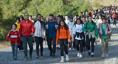 KSÜ’de 3. Geleneksel Doğa Yürüyüşü Gerçekleştirildi