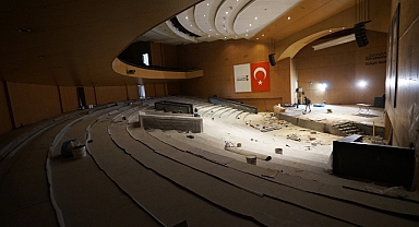 Mehmet Akif Ersoy Kültür Merkezi Yenileniyor