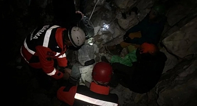 Uludağ'da düşen paraşütçüler kurtarıldı