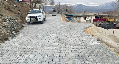 Andırın'daki Mahalle Yolları Yenileniyor 