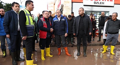 Antalya'da sel felaketinin temizlik ve tespitleri sürüyor