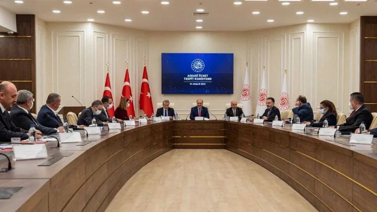 Asgari ücrette rota 'Salı'