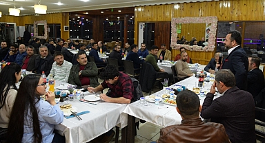 Elbistan’da sokak hayvanları için toplandılar