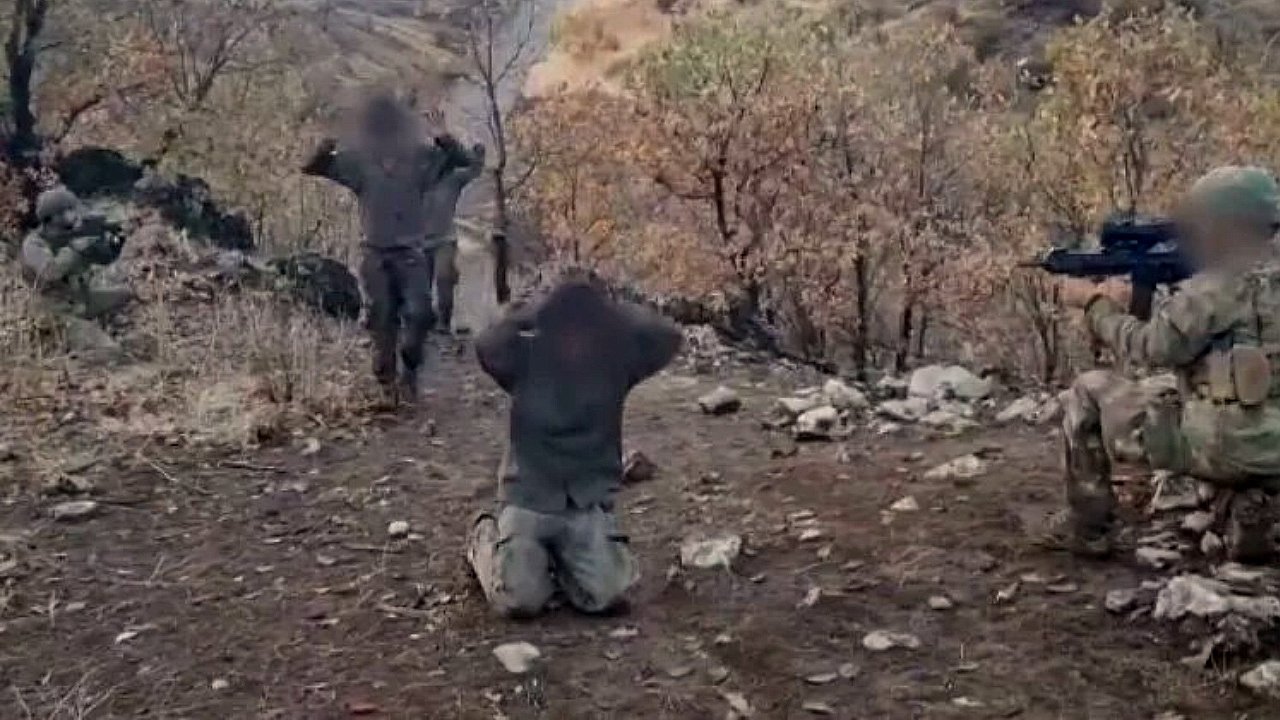 İşte teröristler böyle teslim oldu