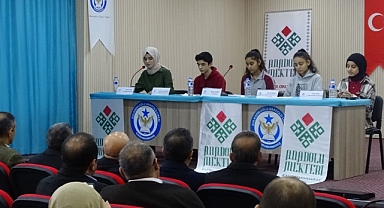 Kahramanmaraş’ta Mustafa Kutlu ve Cengiz Aytmatov Panelleri Yapıldı