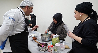 KAMEK’te Öğreniyor, Profesyonel Mutfakta Deneyim Kazanıyorlar