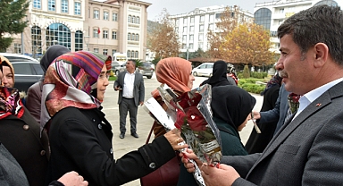 Okumuş: Bizim belediyeciliğimizde kadınların yeri ayrı!