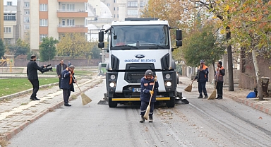 Onikişubat Belediyesi’nin temizlik hamlesi vatandaşlardan takdir görüyor