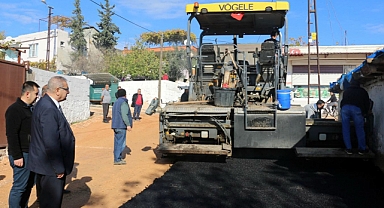 Pazarcık’taki Sokak ve caddeler sıcak asfalta kavuşuyor