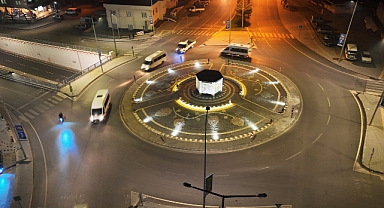 Tevfik Kadıoğlu Köprülü Kavşağı Beğeni Topluyor