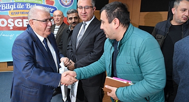 6. Kahramanmaraş Bilgiyle Buluşuyor ile 550 bin 500 kitap öğrencilere ulaştırıldı