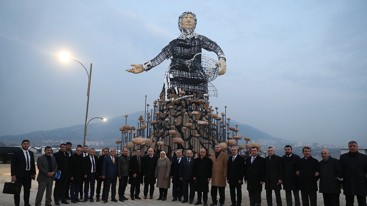Bakan Kirişci: Hanefi Başkanımızın çabası son derece anlamlı ve yerinde