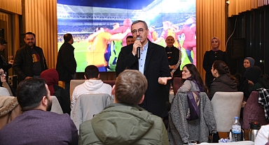 Başkan Güngör Derbi Heyecanını Gençlerle Yaşadı 