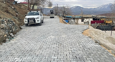 Büyükşehir Ekinözü'nde Ulaşım Yatırımlarını Sürdürüyor