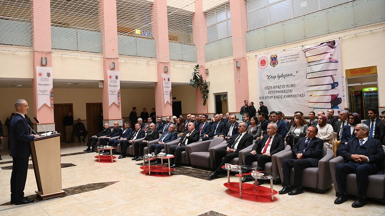 Ceza İnfaz Kurumu'na 5 Bin Kitap Hediye Edildi