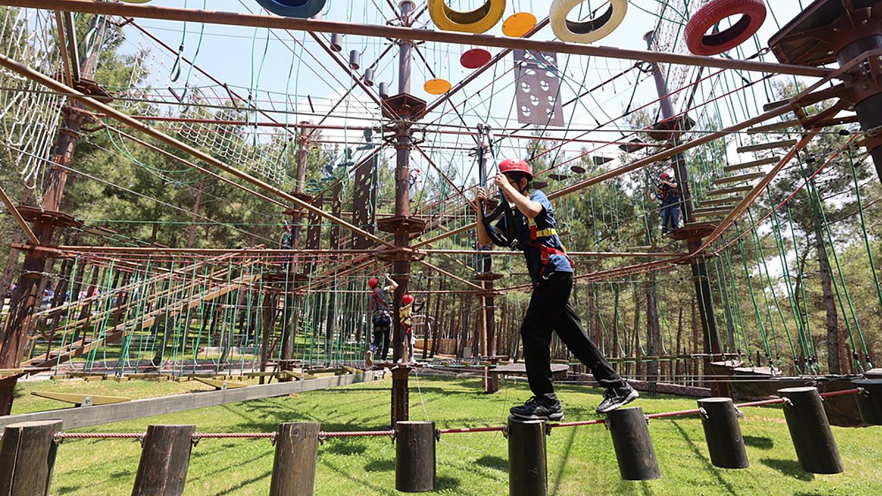 Heyecan Bahçesi Öğrencileri Bekliyor