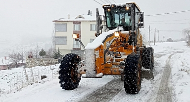 Kahramanmaraş’ta kapanan yollar ulaşıma açılıyor