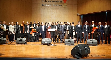 Kahramanmaraş’ta Şarkılar Bizi Söyler Biz De Şarkı Söyleriz Konseri