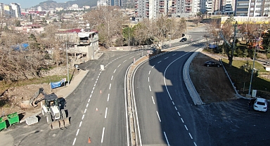 Kahramanmaraş'ta Yoğun Nüfuslu Üniversite Caddesi Yenilendi