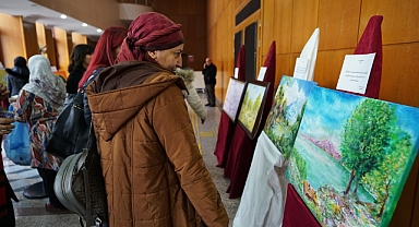 Kahramanmaraş'taki Yağlı Boya Sergisine Vatandaşlardan Yoğun İlgi 
