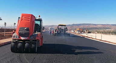 Pazarcık'ta Millet Bahçesi’nin Yolu Tamamen Yenilendi 
