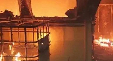 Ukrayna'da Türk gemisi vuruldu, yangın çıktı!